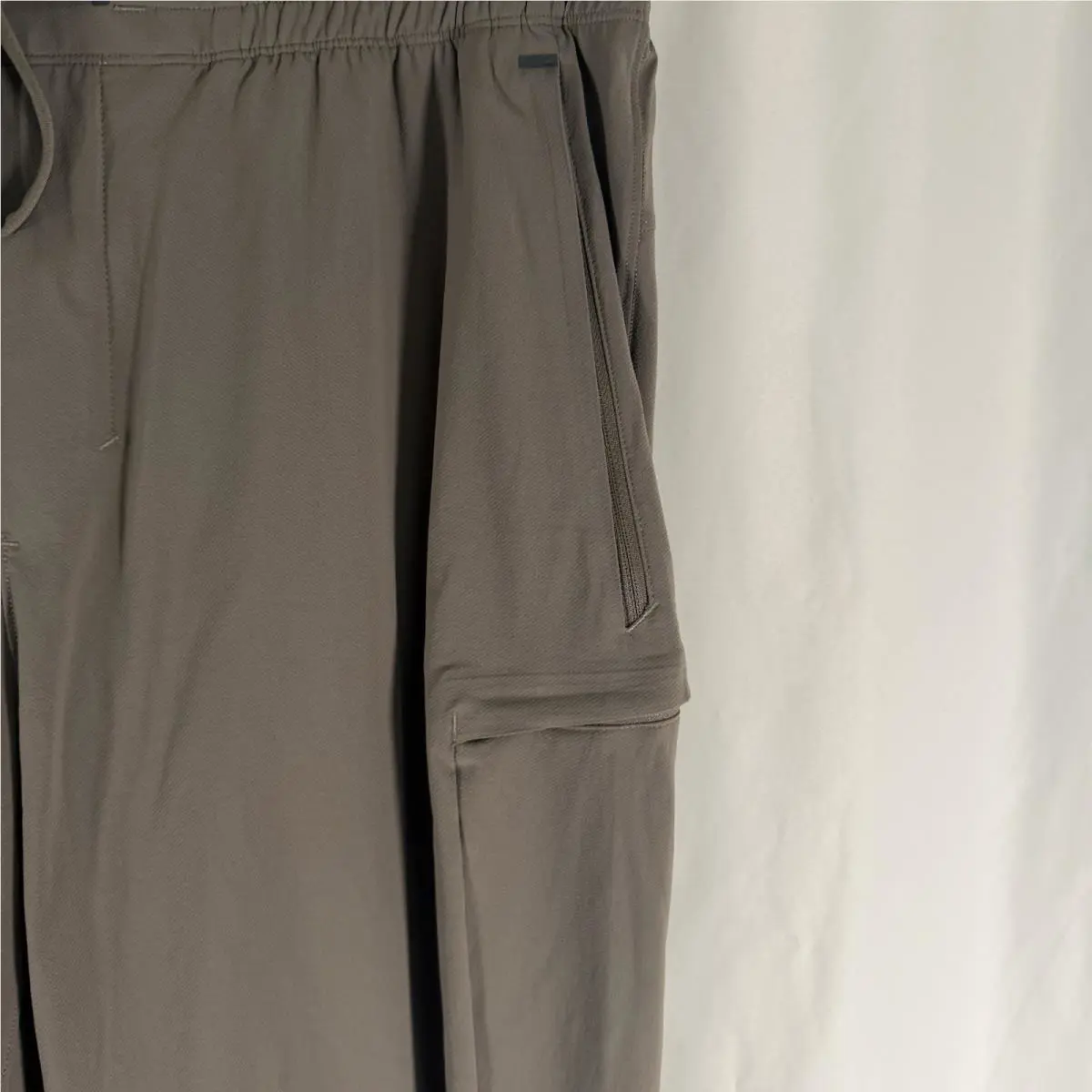 Lululemon clothing - Lululemon License to Train - License Train - Green 1