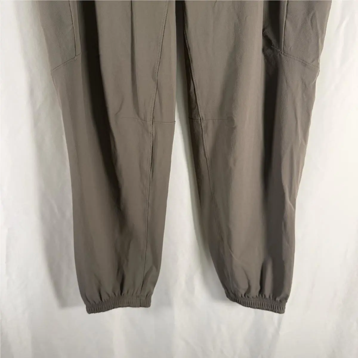 Lululemon clothing - Lululemon License to Train - License Train - Green 3