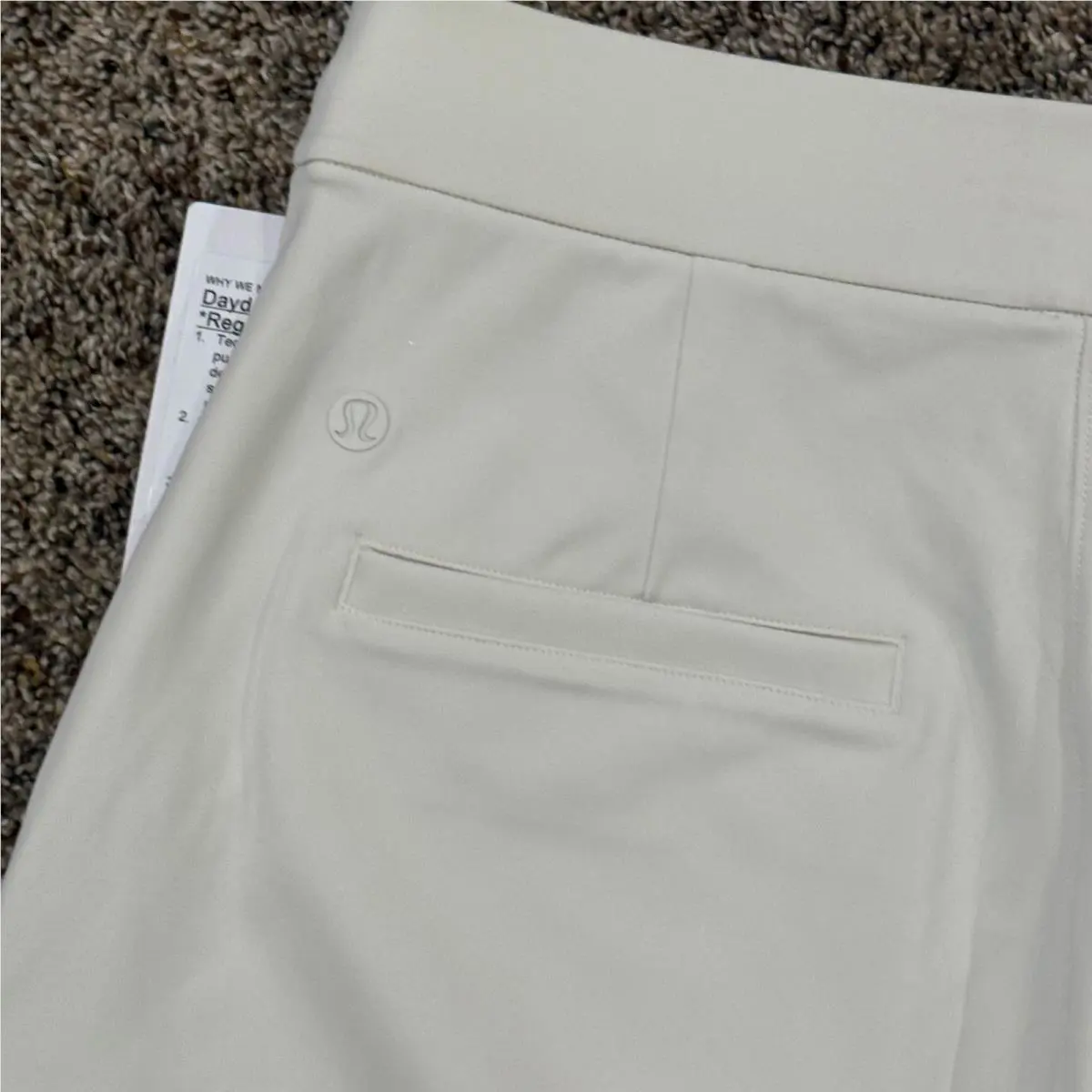 Lululemon clothing - Beige 9