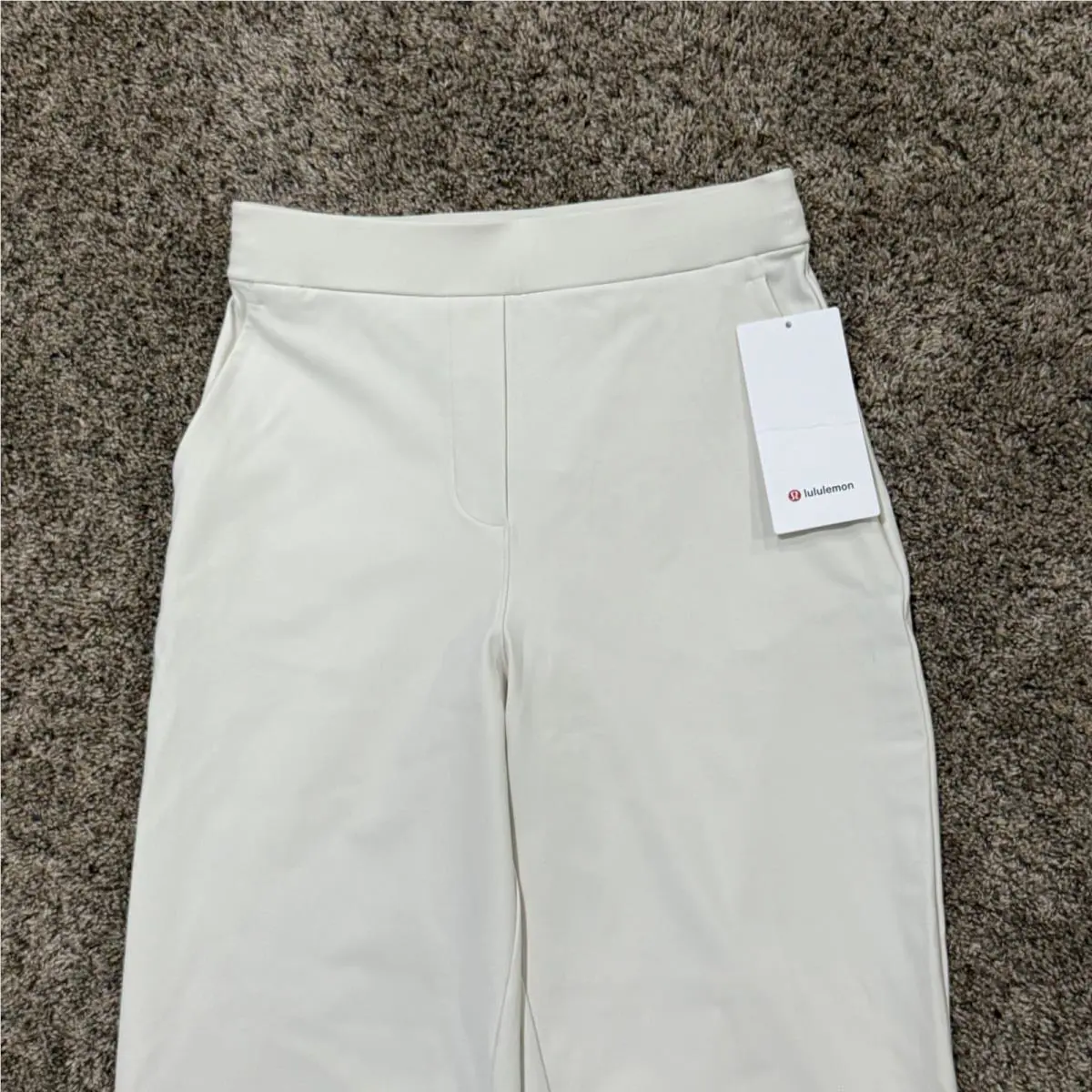 Lululemon clothing - Beige 6