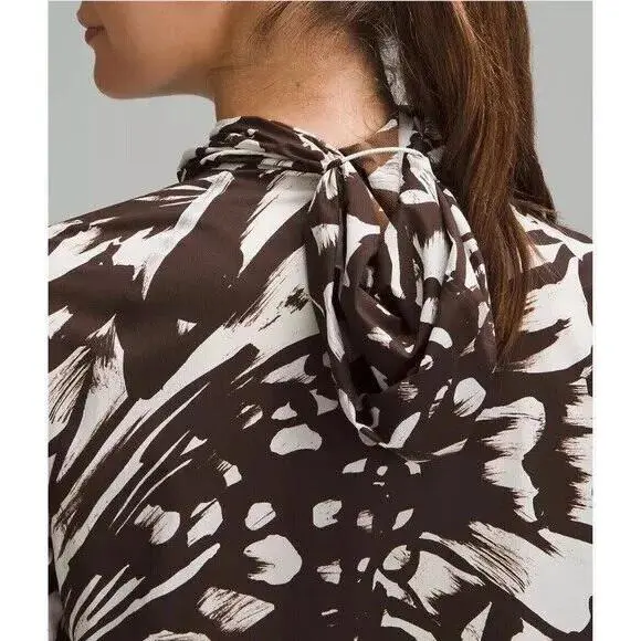 Lululemon clothing - Monarch Bloom Bone / Espresso 3