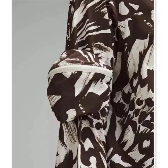 Lululemon clothing - Monarch Bloom Bone / Espresso 4