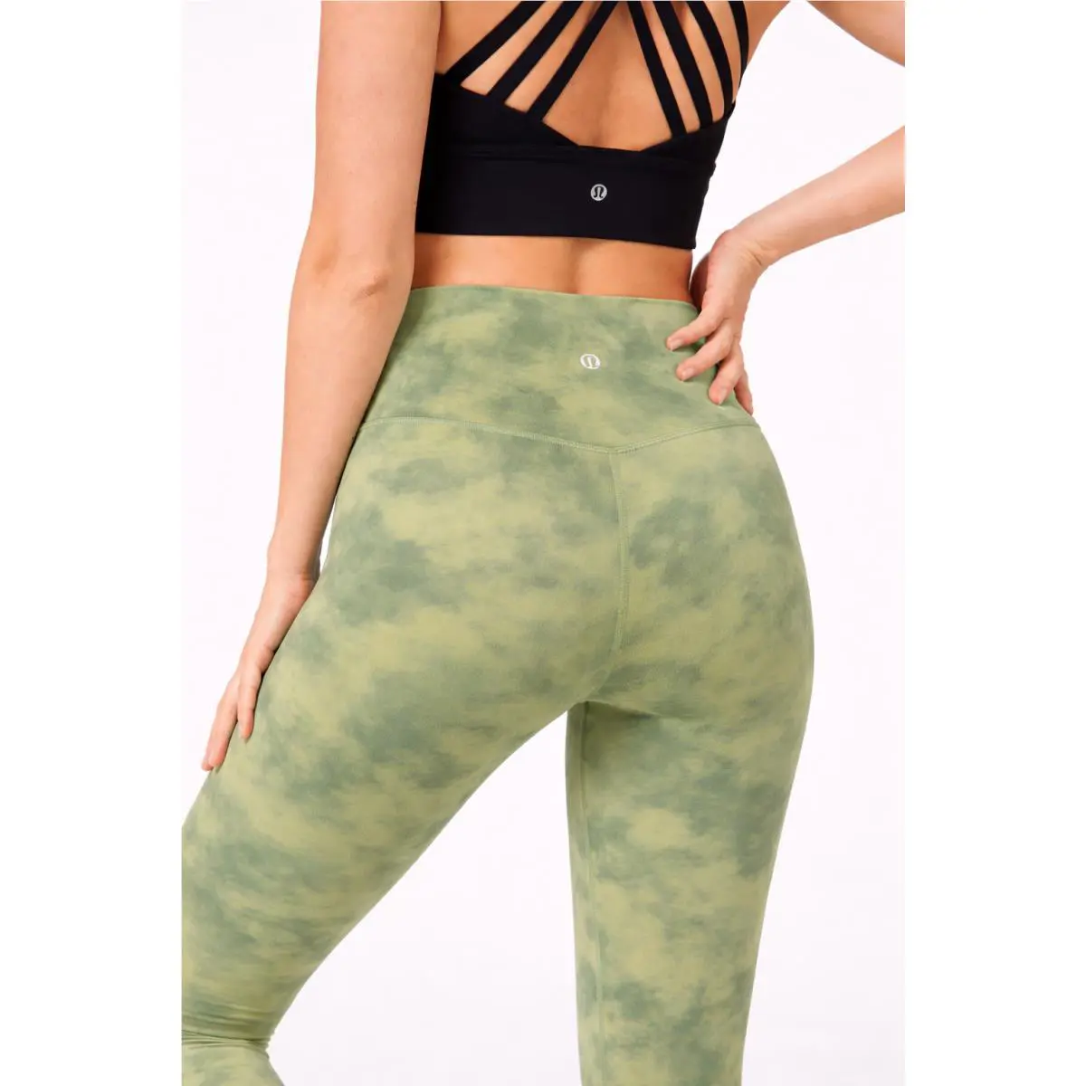 Lululemon clothing - Green 2