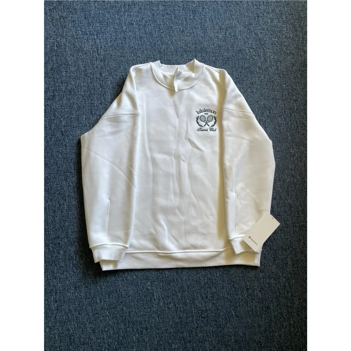 Lululemon Women’s L Heavyweight White Fleece Pullover Tennis Club Sweatshirt