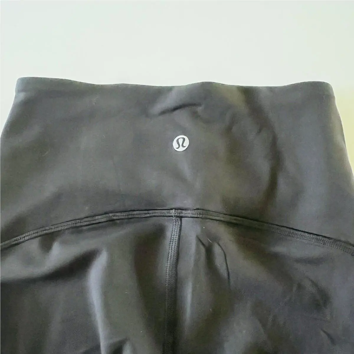 Lululemon clothing - Black 2