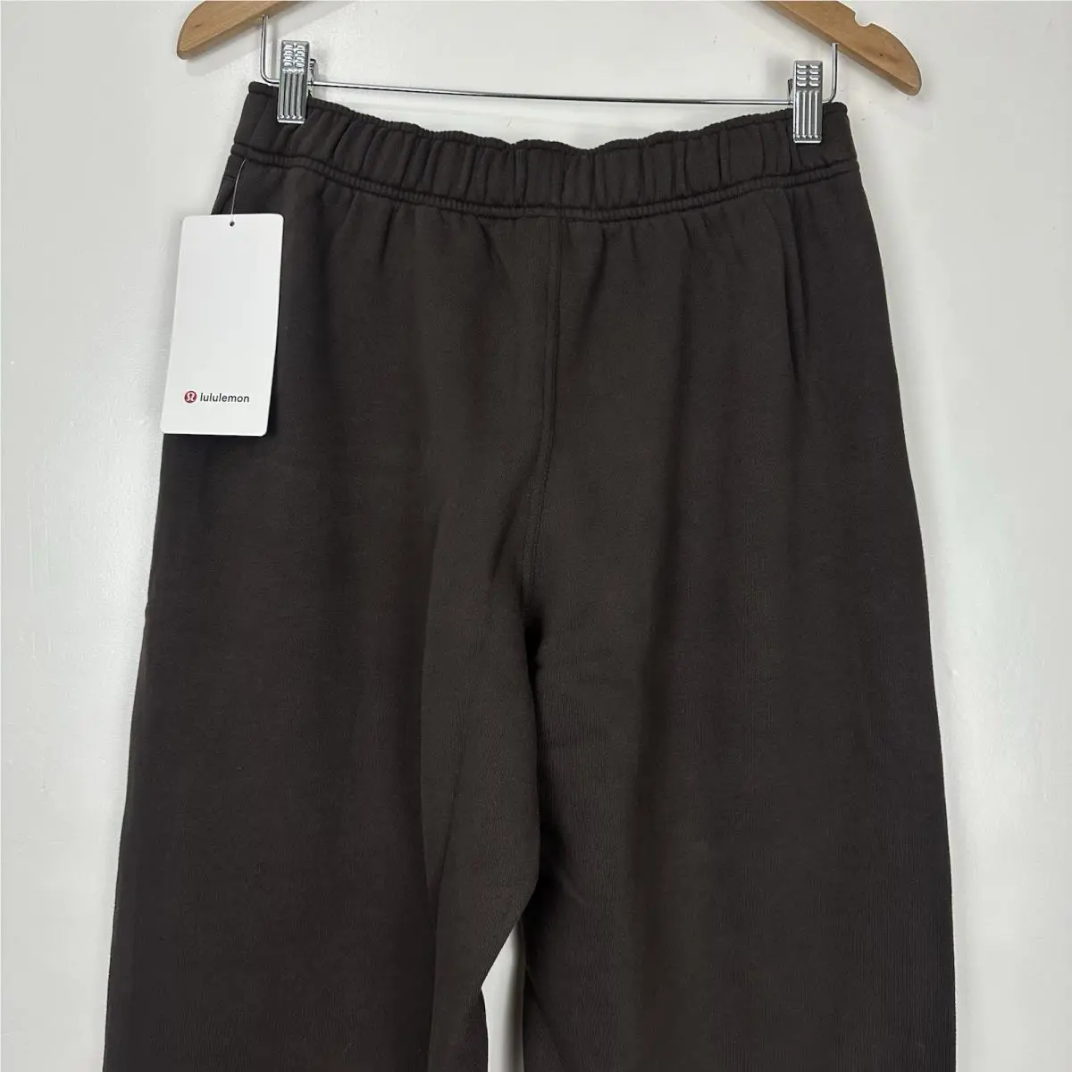 Lululemon clothing - Brown 3