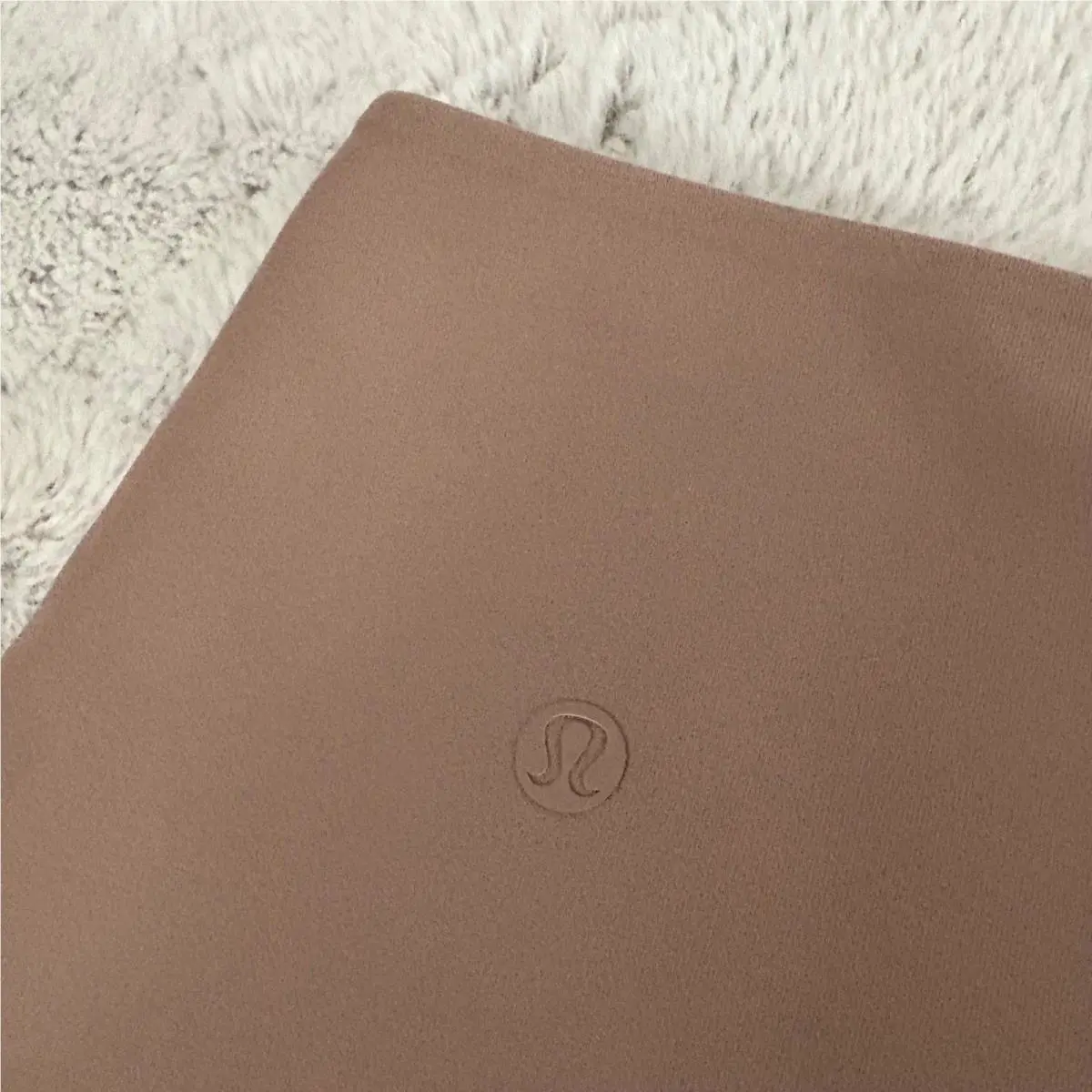 Lululemon clothing - Beige 3