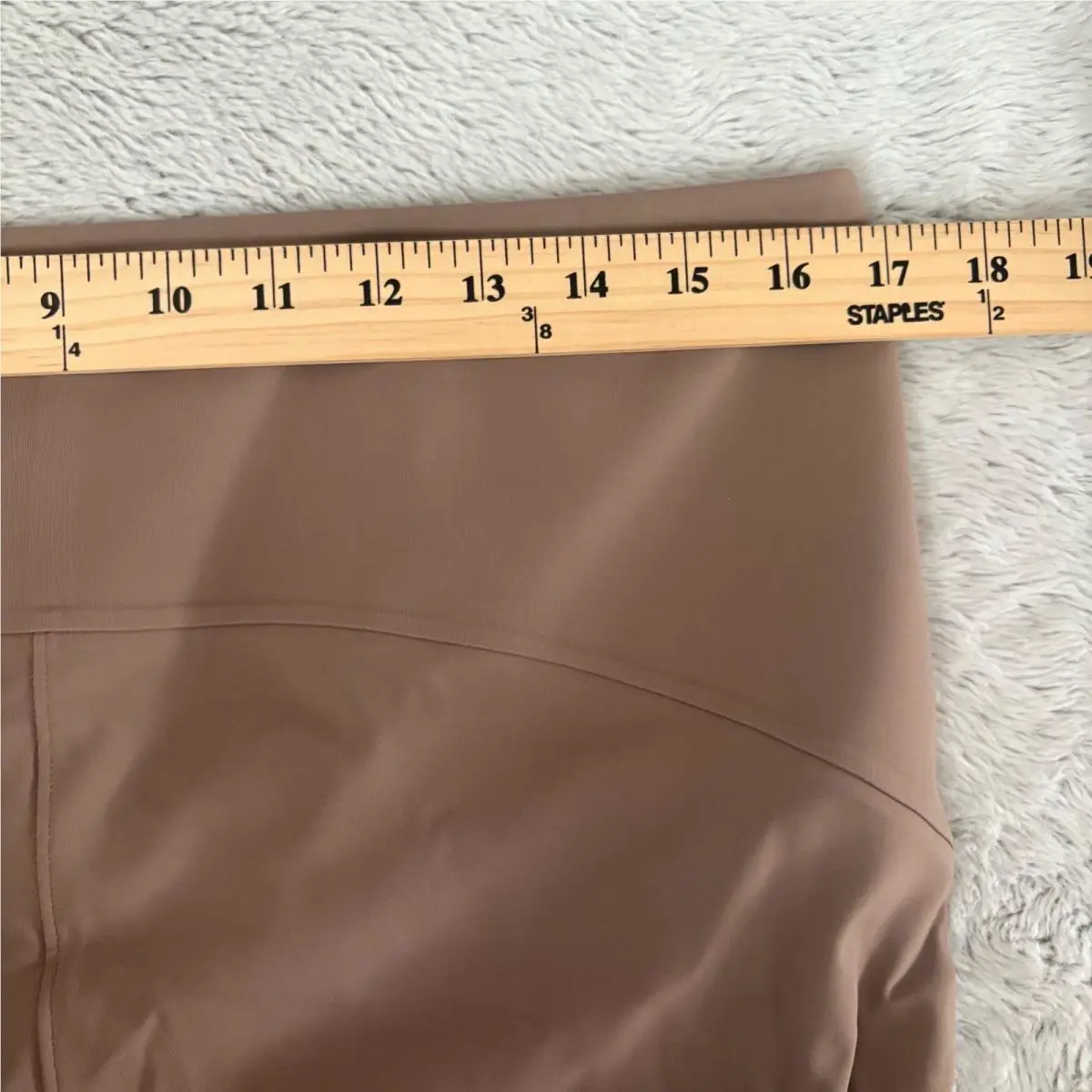 Lululemon clothing - Beige 4