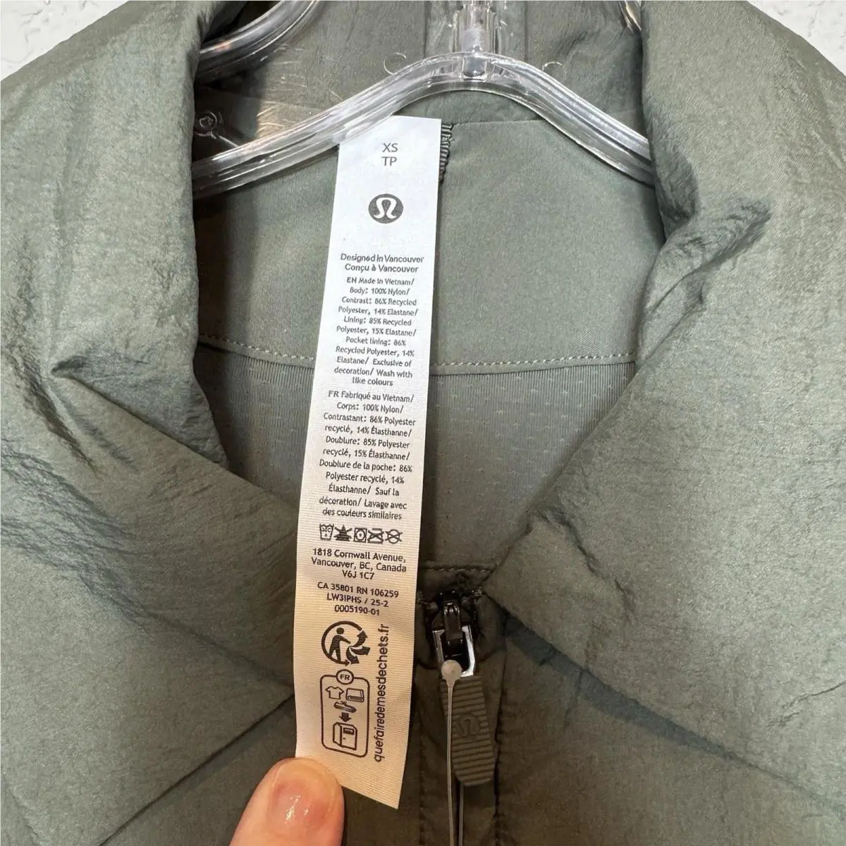 Lululemon clothing - Black 2