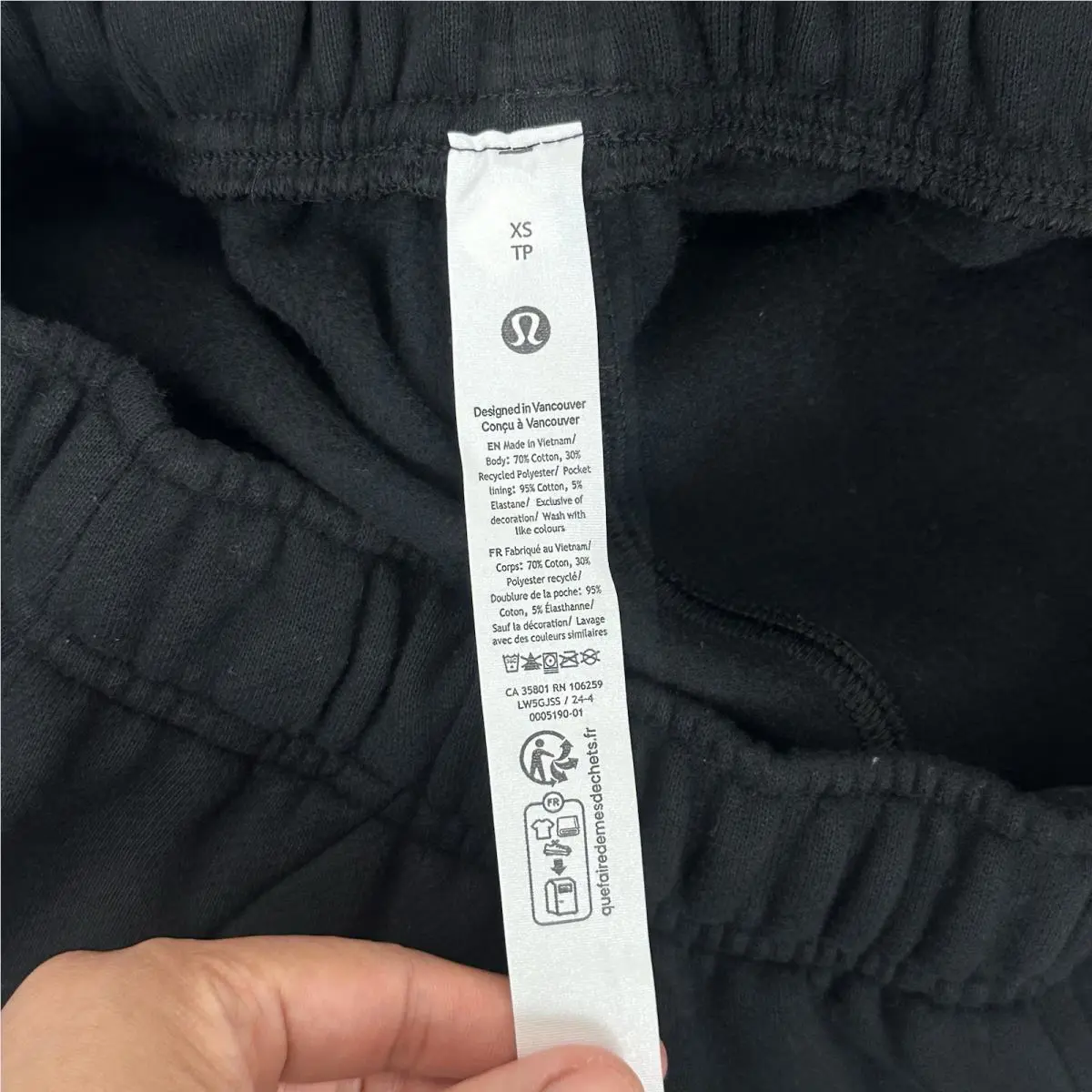 Lululemon clothing - Black 9
