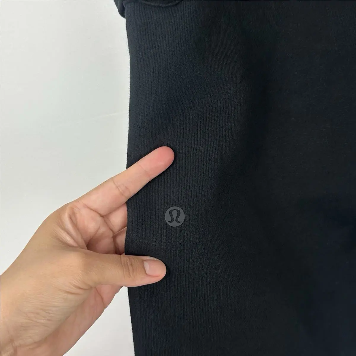 Lululemon clothing - Black 7