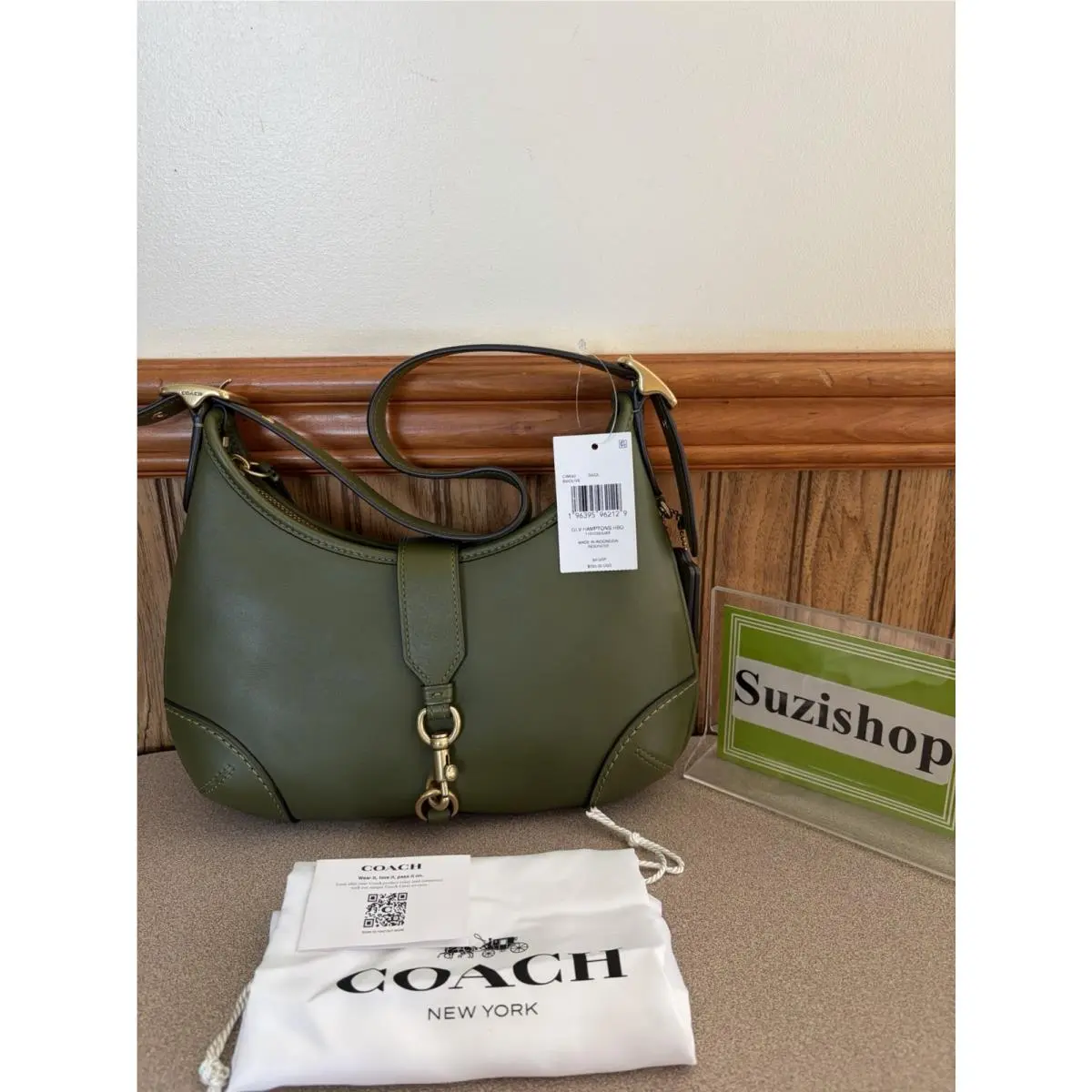 Coach Hamptons Hobo Bag Olive CW642
