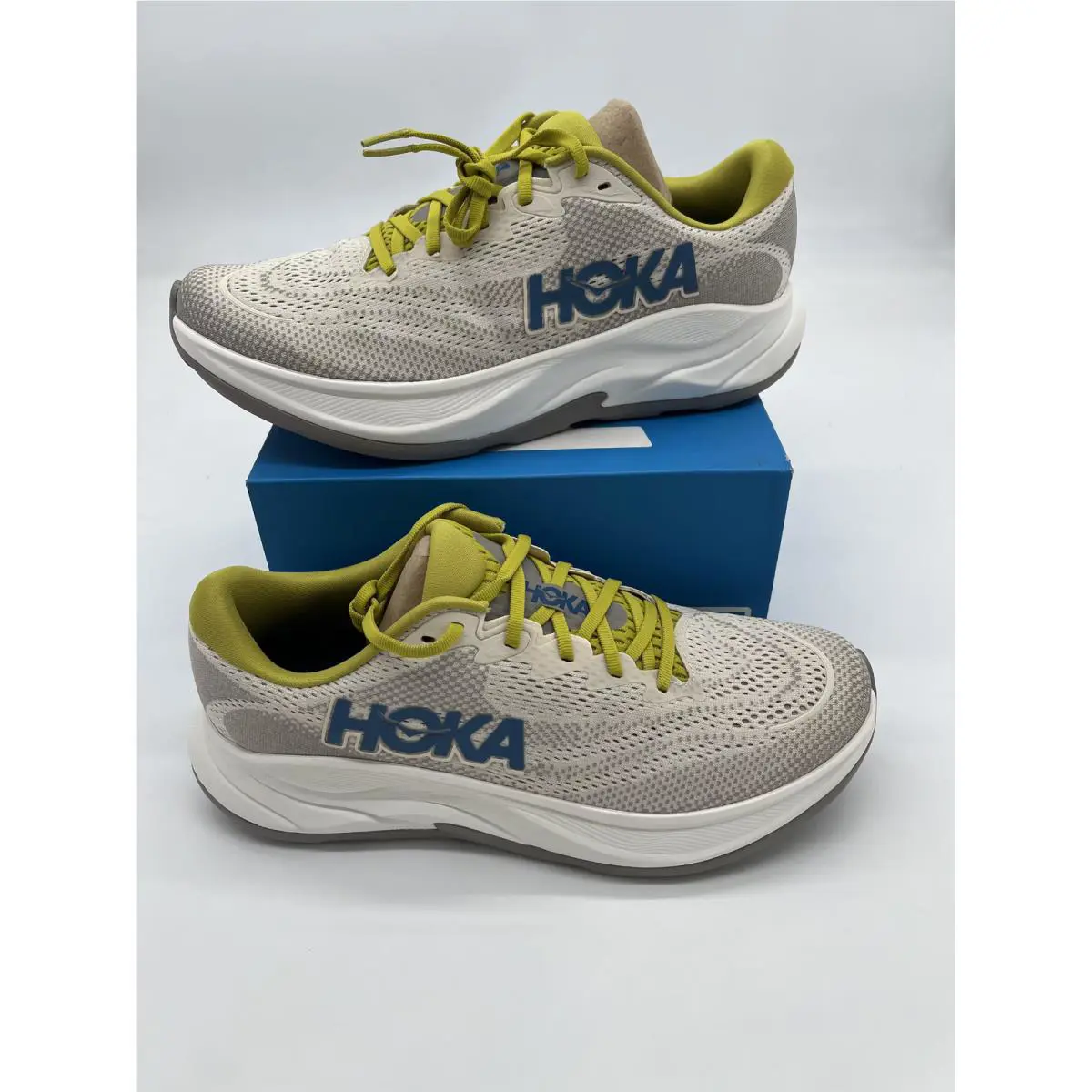 Hoka shoes - Birch/Ceent 2