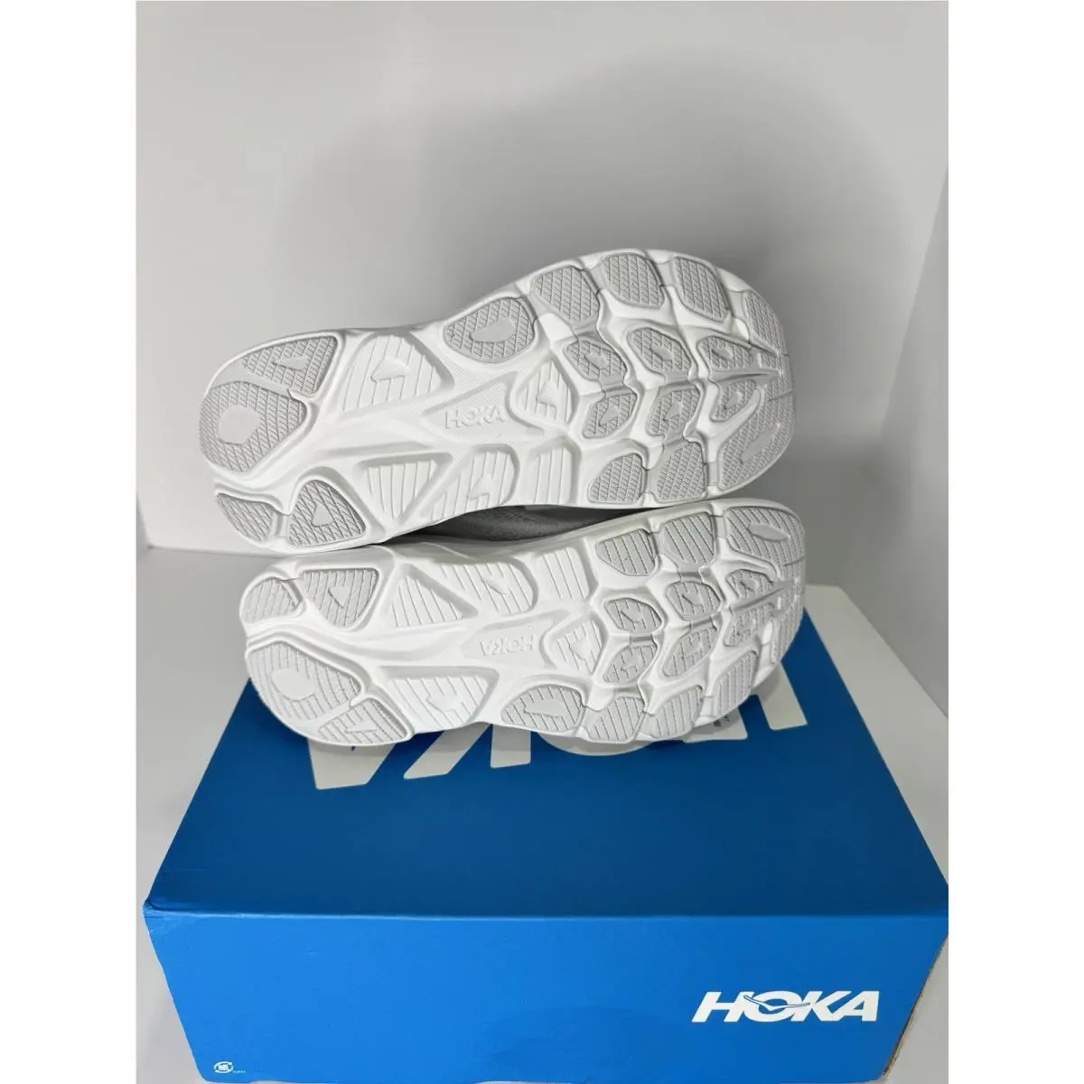 Hoka shoes - Hoka Women`s One One Clifton 10 - 1162031-CRDS - Grey 9