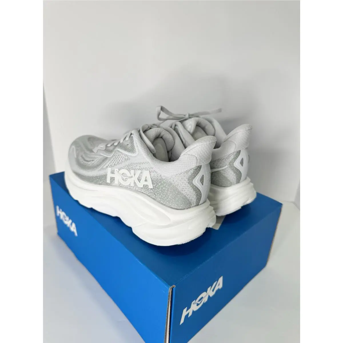 Hoka shoes - Hoka Women`s One One Clifton 10 - 1162031-CRDS - Grey 4