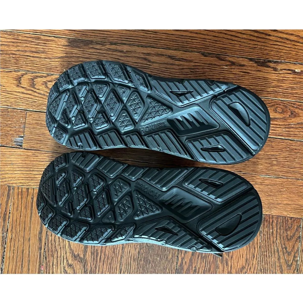 Hoka shoes - Hoka One One Arahi 7 - Black 4