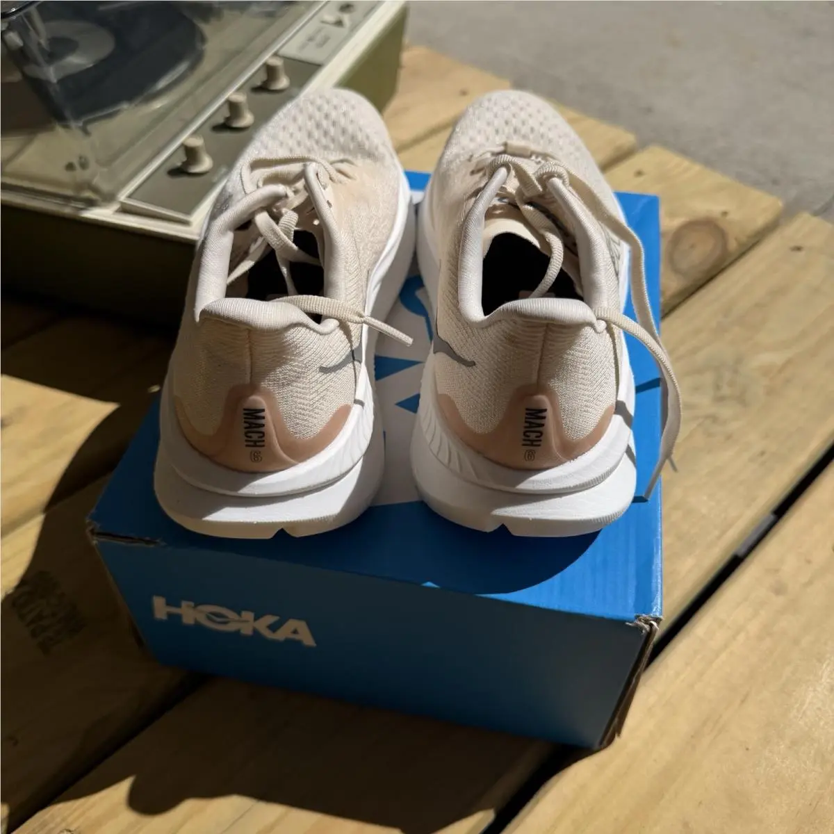 Hoka shoes - Hoka One One HOKA Mach 6 - 1147810-EGV - Ivory 1