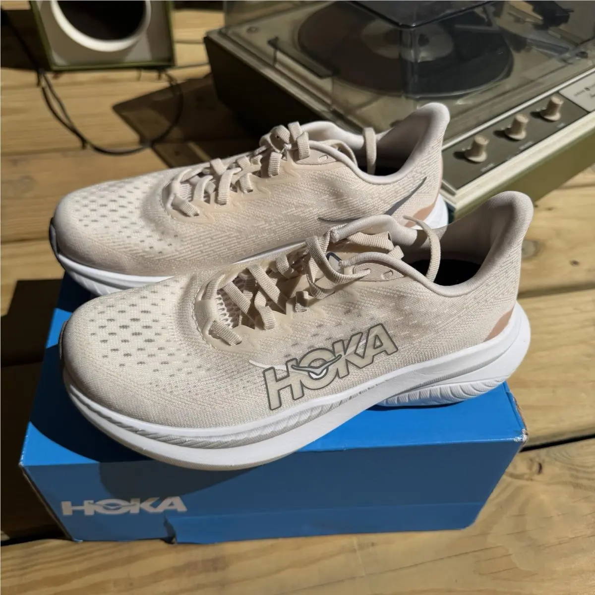 Hoka shoes - Hoka One One HOKA Mach 6 - 1147810-EGV - Ivory 2