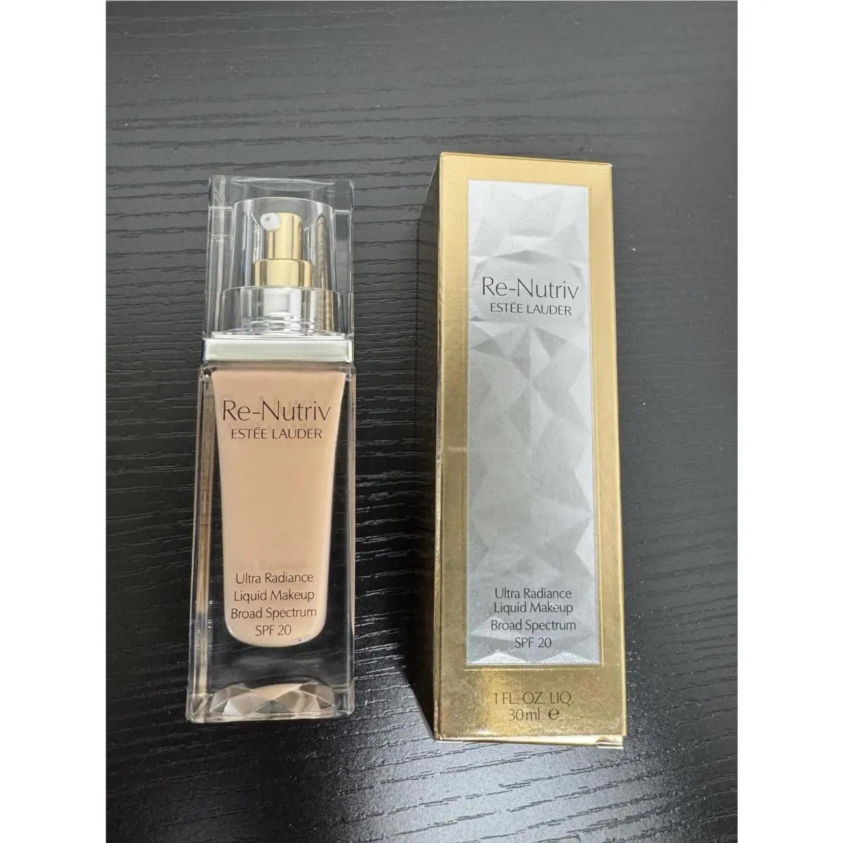 Estee Lauder Re-nutriv Ultra Radiance Liquid Makeup Broad Spectrum Spf 20 Ivory