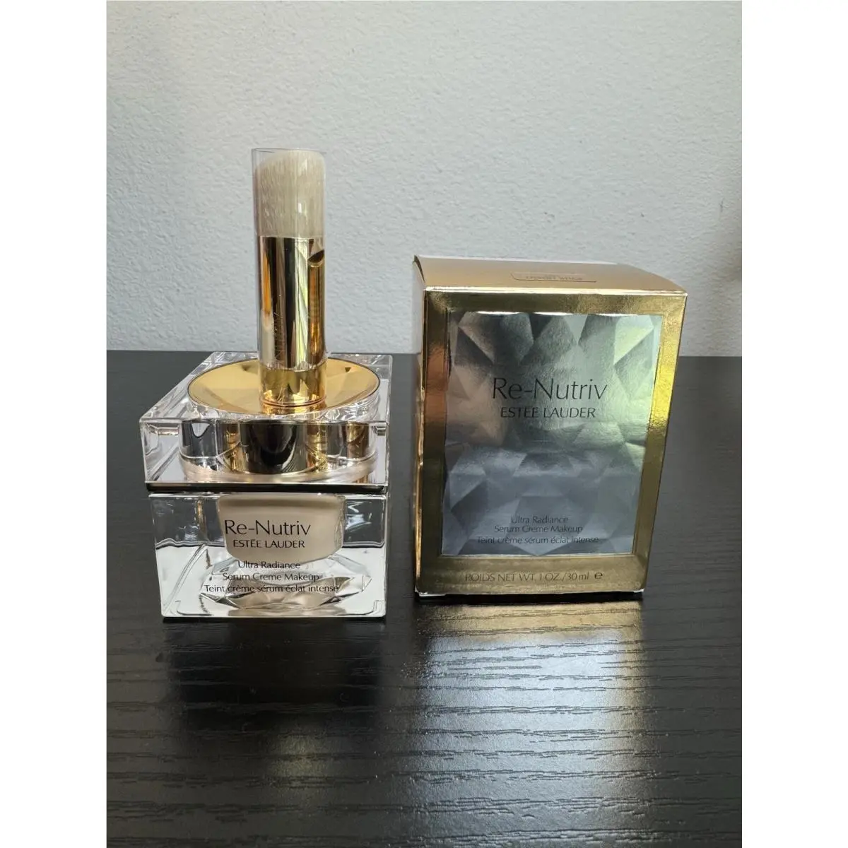 Estee Lauder Re-nutriv Ultra Radiance Serum Creme Makeup Foundation 2N1 Desert