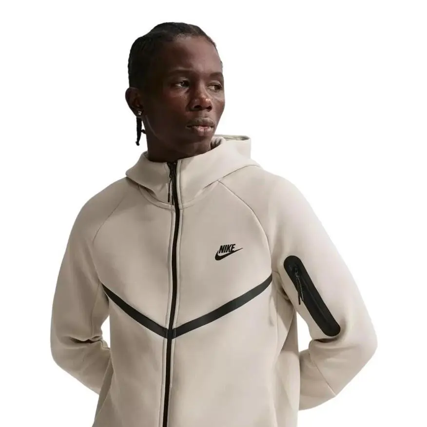 Nike clothing - White 1