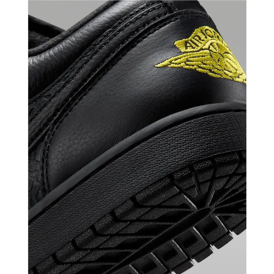 Nike shoes - Nike Air Jordan 1 Low SE - Multicolor 7