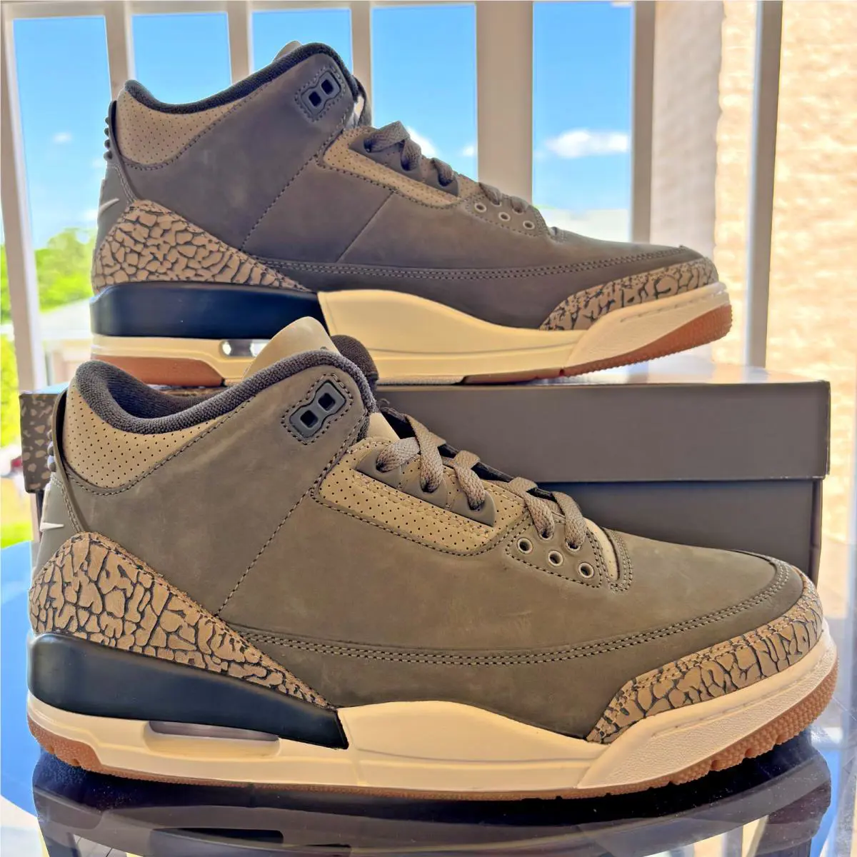 Nike shoes - Nike Air Jordan 3 Retro - DN3707-202 - Green 0