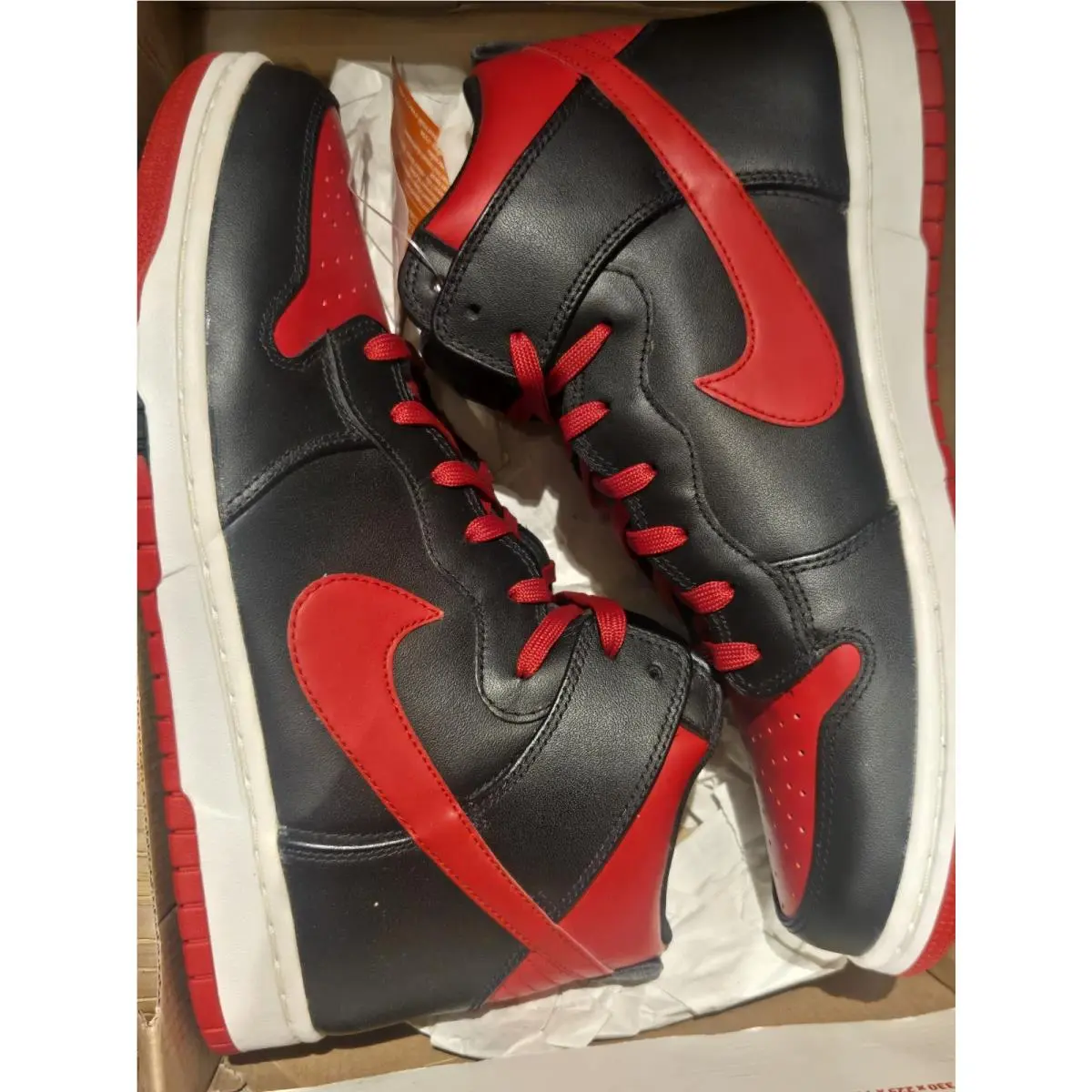 DS  Dunk Cmft Bred Red Black 705434-600 Mens 9 DS OG Box by Nike