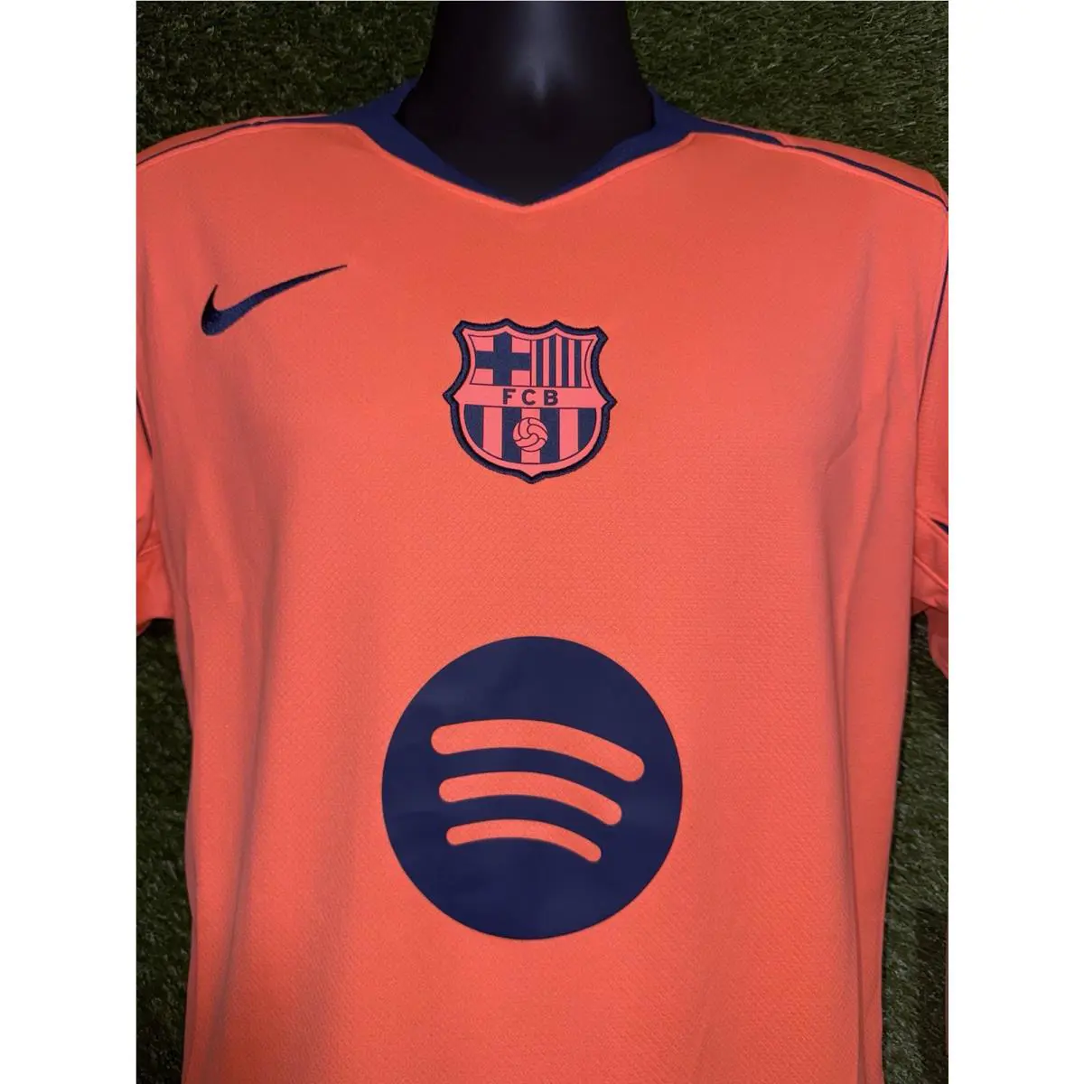 Nike clothing - Nike Dri-Fit - 2526 - Bright Mango 0