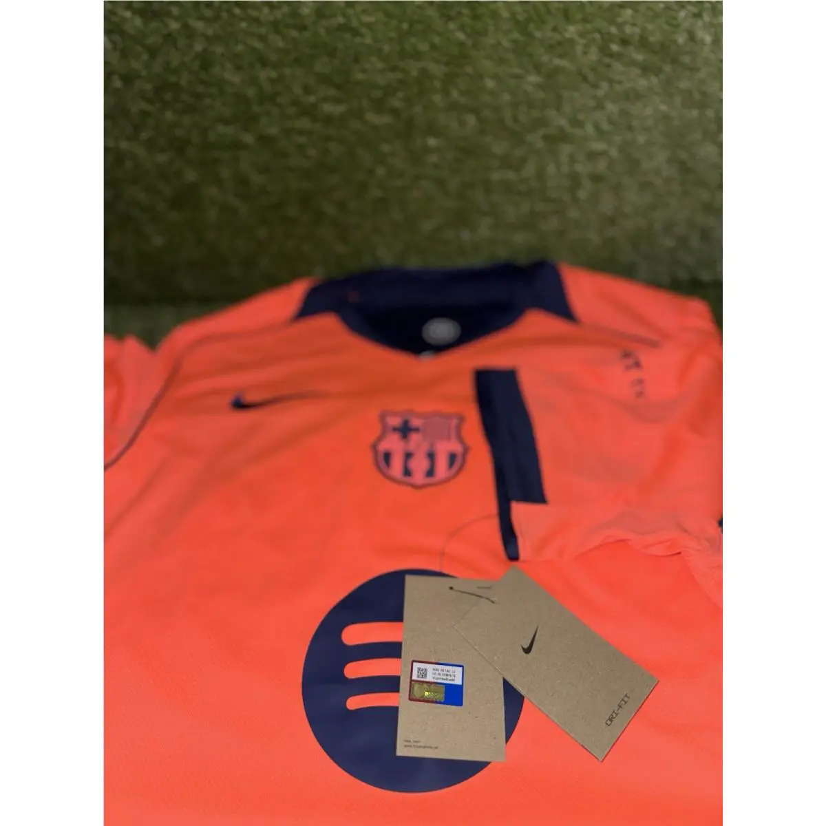 Nike clothing - Nike Dri-Fit - 2526 - Bright Mango 4