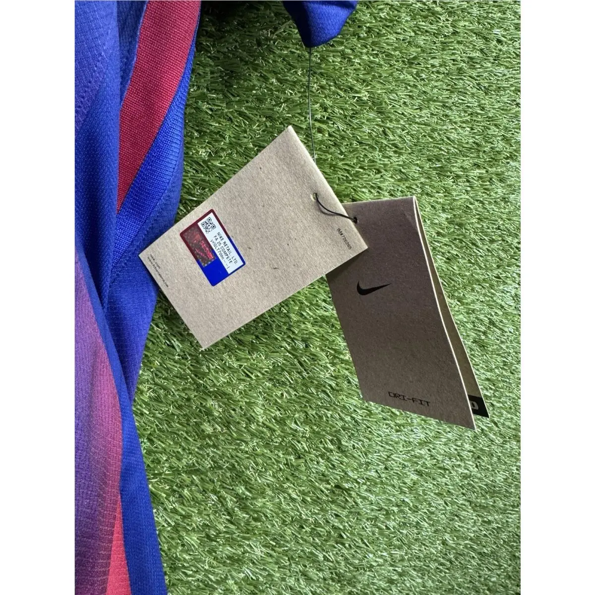 Nike clothing - Nike Dri-Fit - 2526 - Blue 2