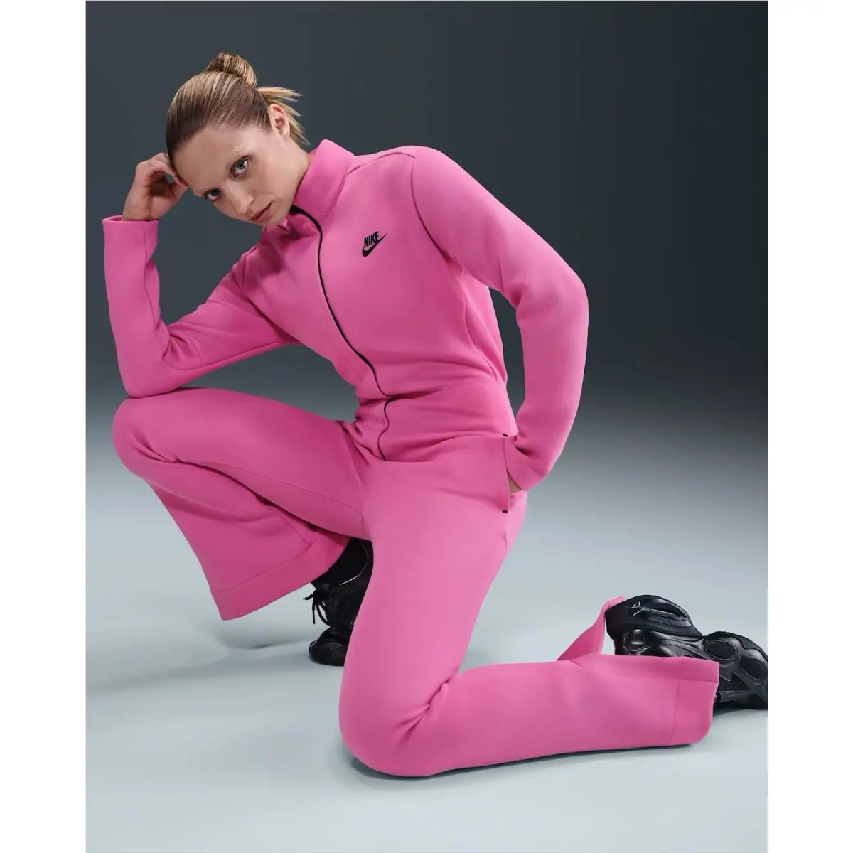 Nike clothing - HV4095 652 - HV4095 652 - Pink 3
