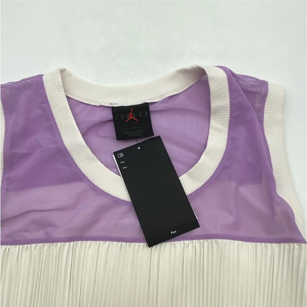 Nike clothing - Purple & White 3