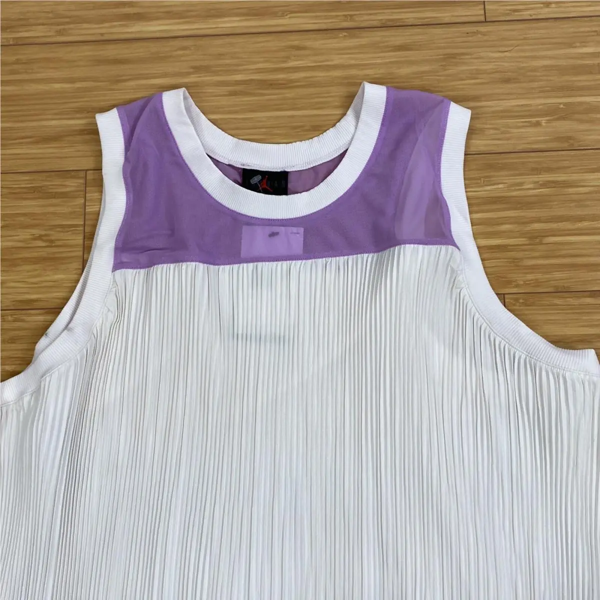 Nike clothing - Purple & White 0