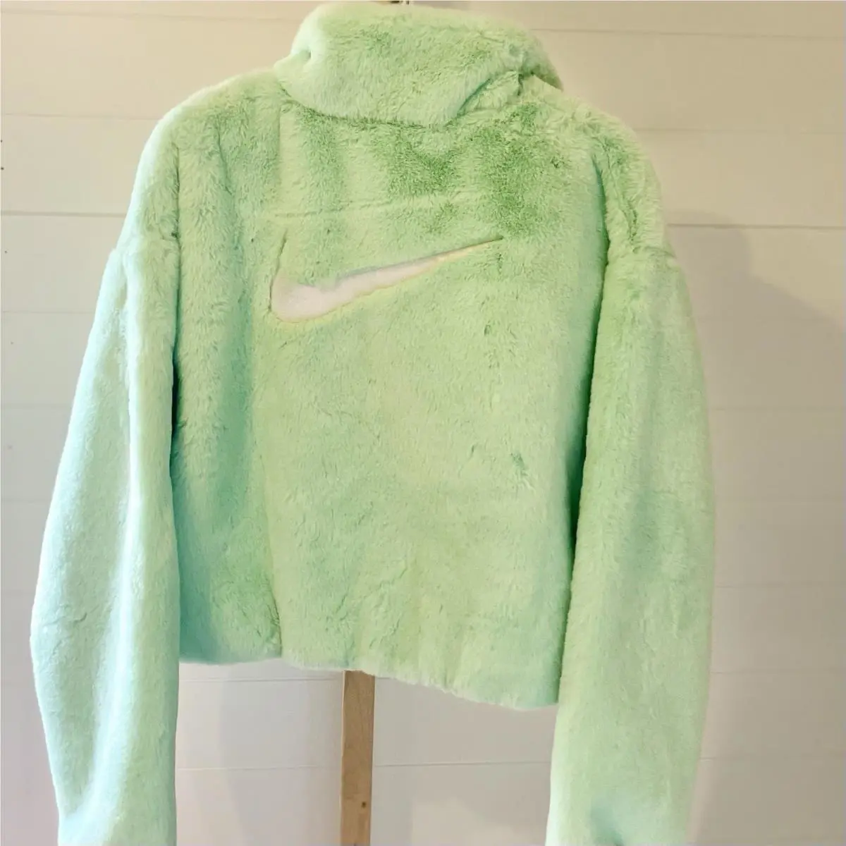 Nike clothing - Green 3