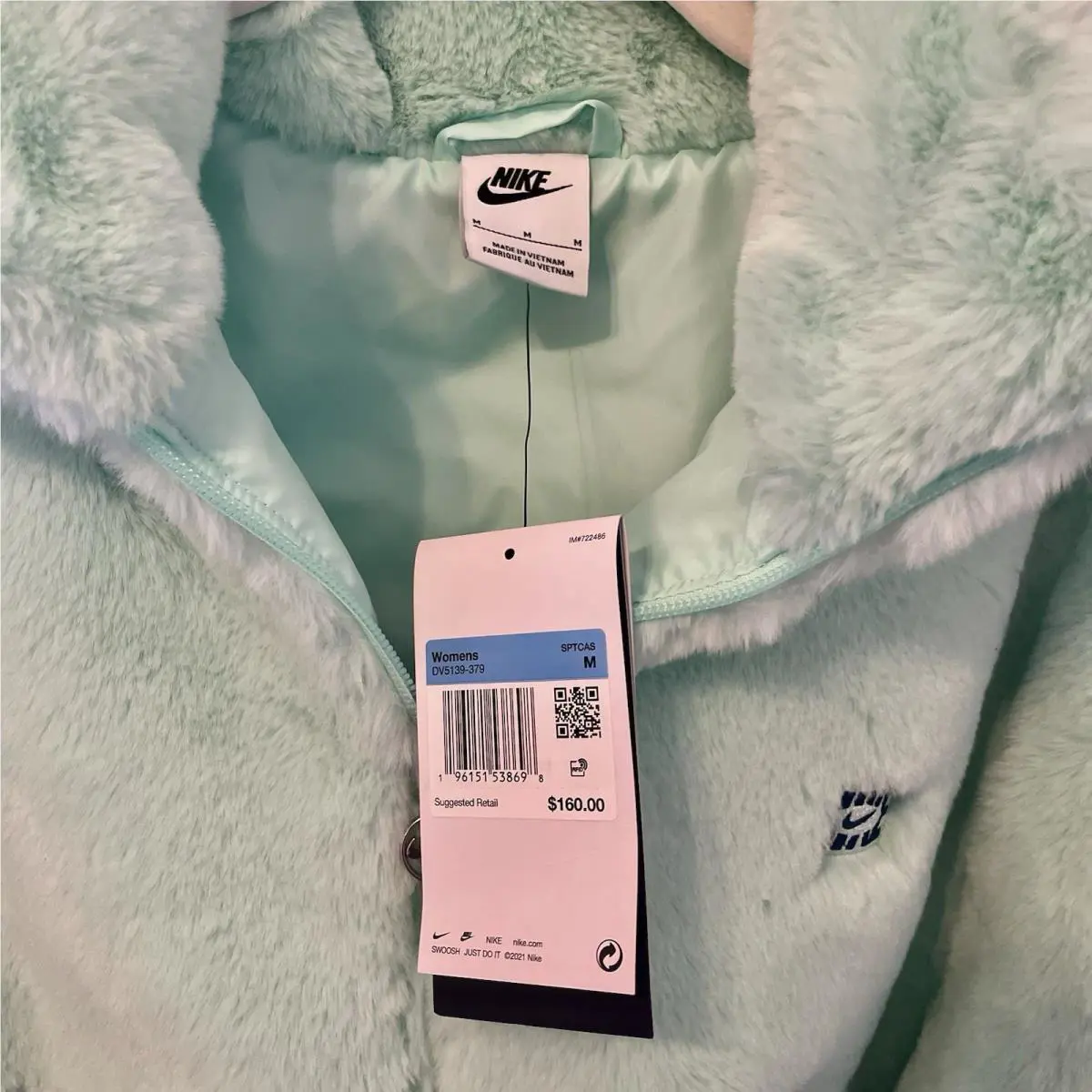 Nike clothing - Green 1