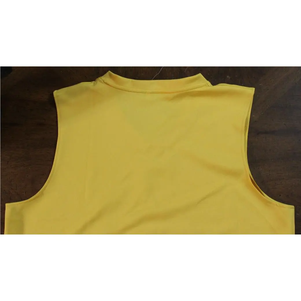 Nike clothing - 82335768808 RN 56323 CA 05553 RFC# NME920220KL4 - Yellow 12