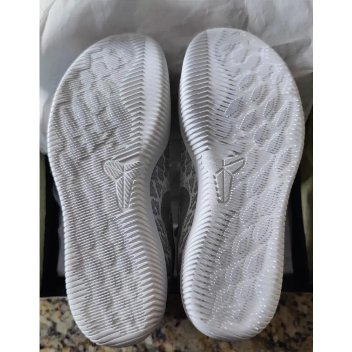 Nike shoes - Nike Mamba Rage - Mamba Rage - 908972-100 - White/Black Pure Platinum 1