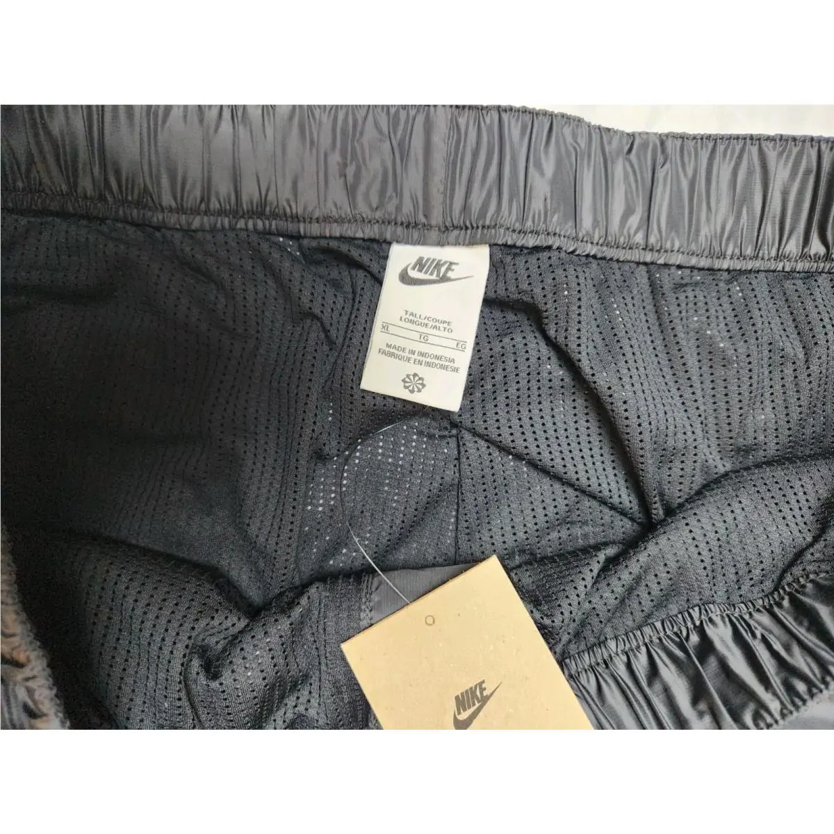 Nike clothing - Nike Sportswear Tech Lined Pants - FB7911 010 - Black (UPC: 196607412091) 6