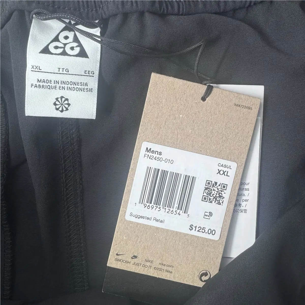 Nike clothing - Nike ACG Belted UV - ACG Belted - FN2450010 - Black 2