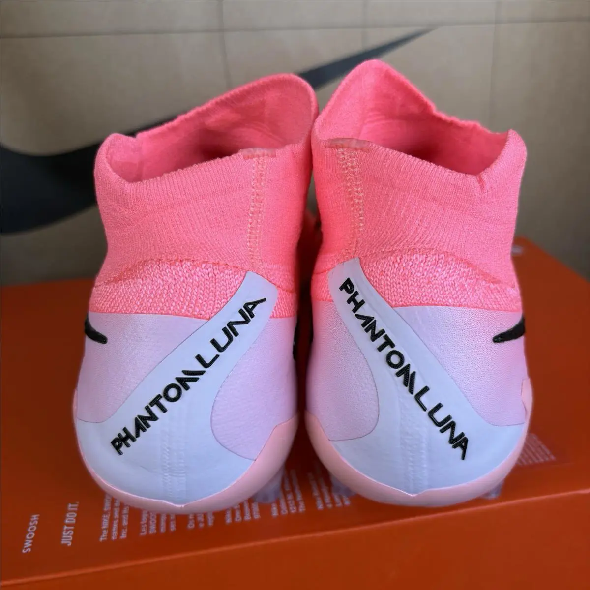 Nike shoes - Nike Phantom Luna - Phantom Luna - FQ8932-600 - Sunset Pulse/Black, Manufacturer: University Red/Celestial Gold/Black/Jade Horizon 3