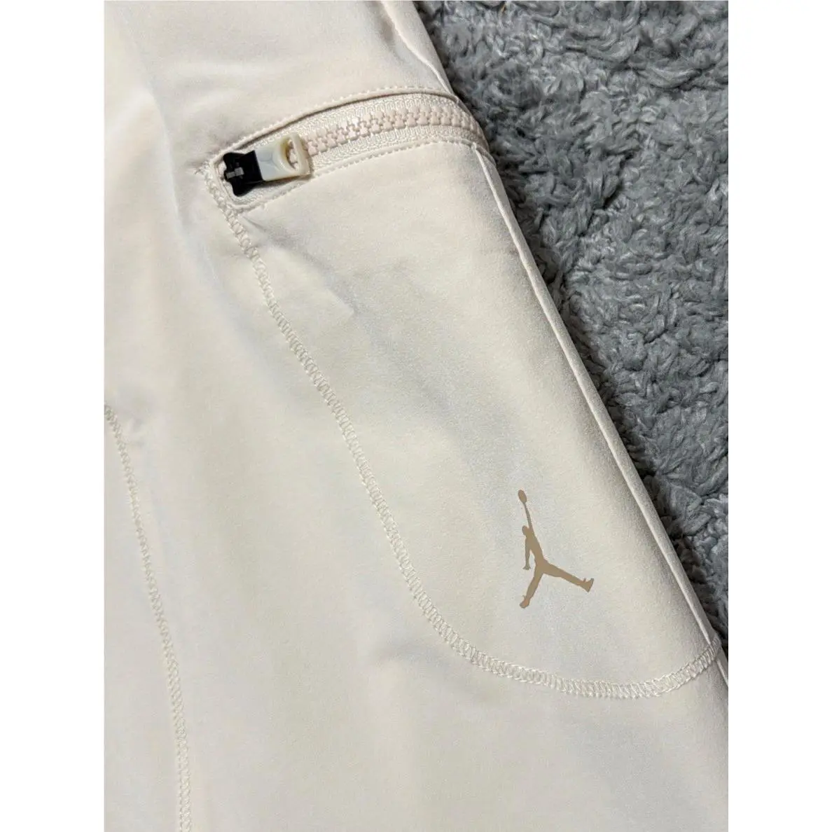 Nike clothing - FB4659203 - FB4659203 - Beige (UPC: 0197595821995) 1