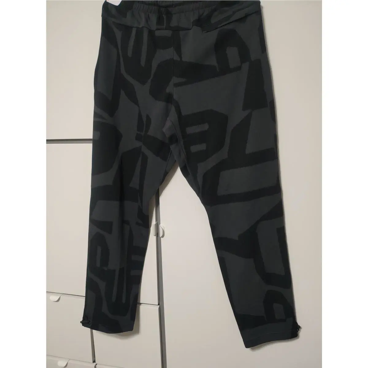 Nike clothing - Black (UPC: 197596559545) 8