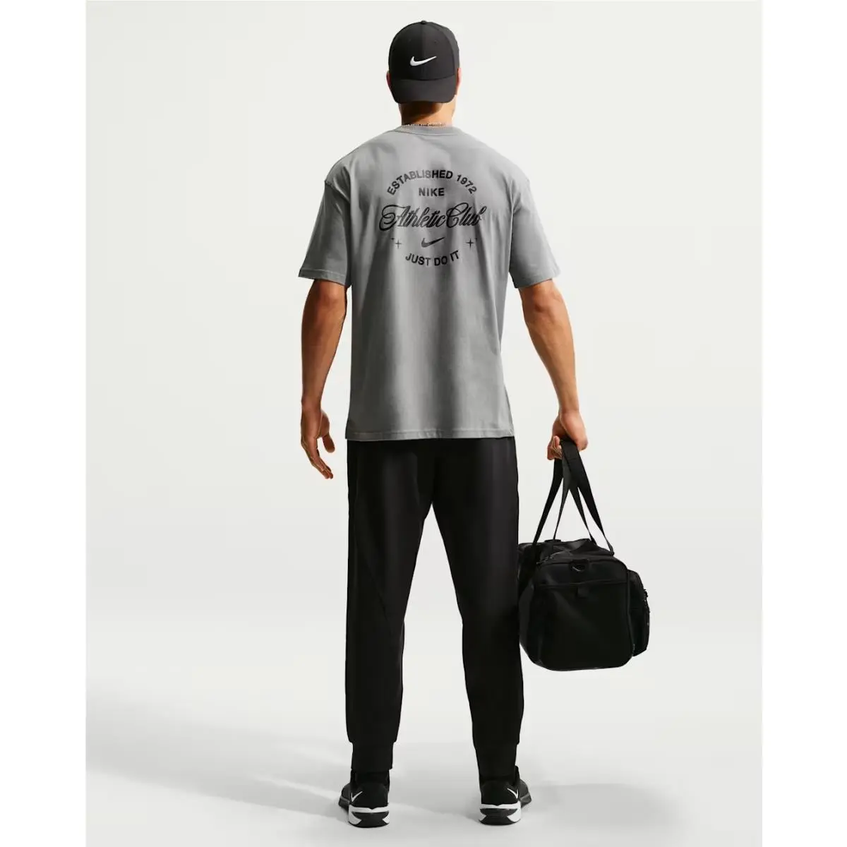 Nike clothing - Black (UPC: 198727049607) 1