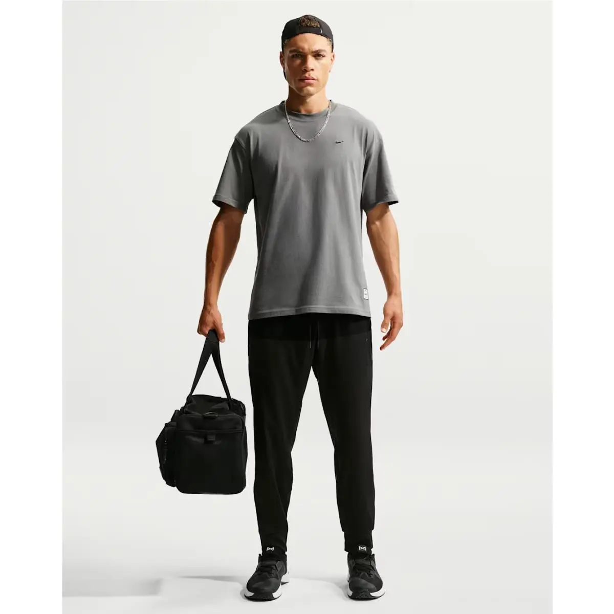 Nike clothing - Black (UPC: 198727049607) 3