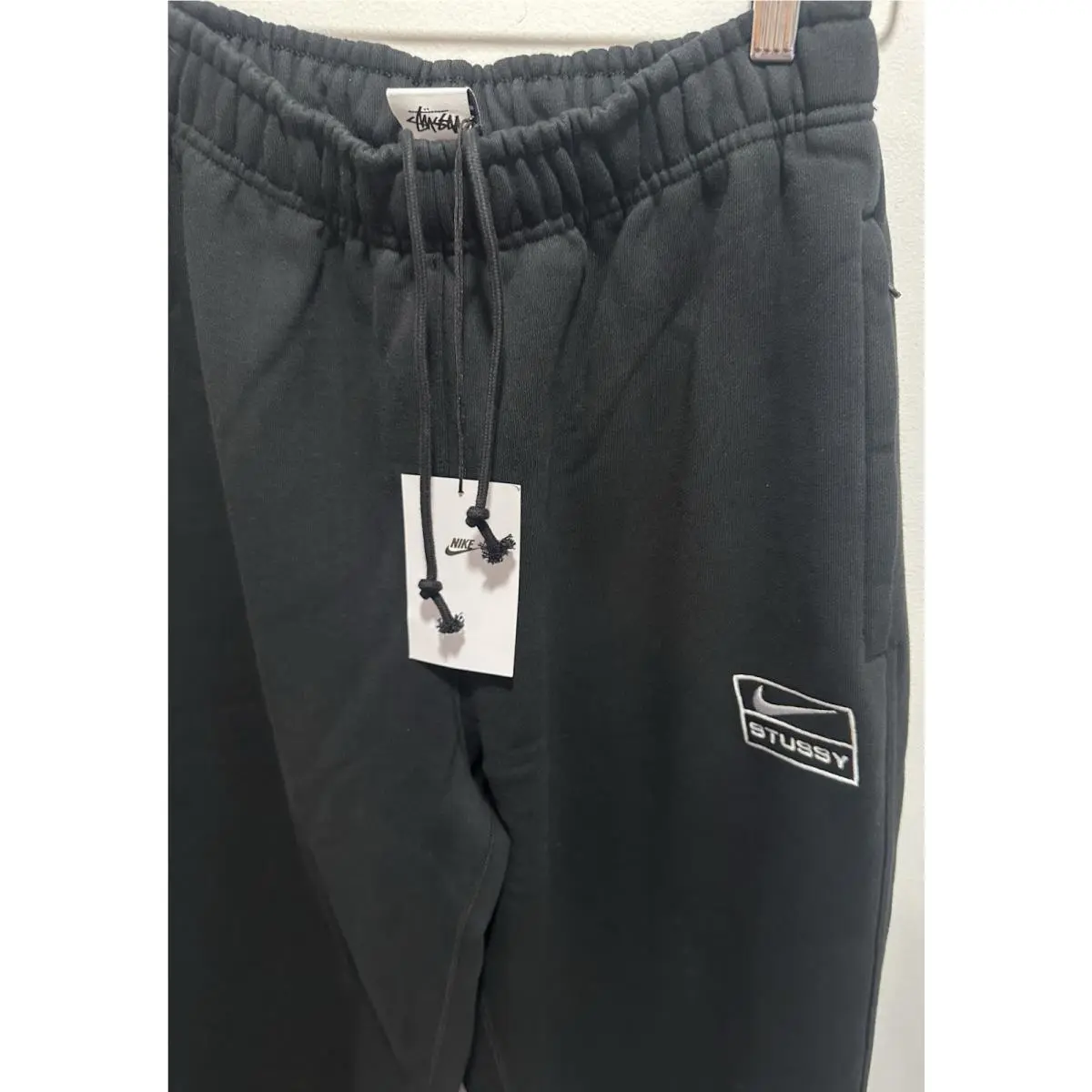 Nike clothing - FN5235-010 - FN5235-010 - Black (UPC: 196969709877) 2