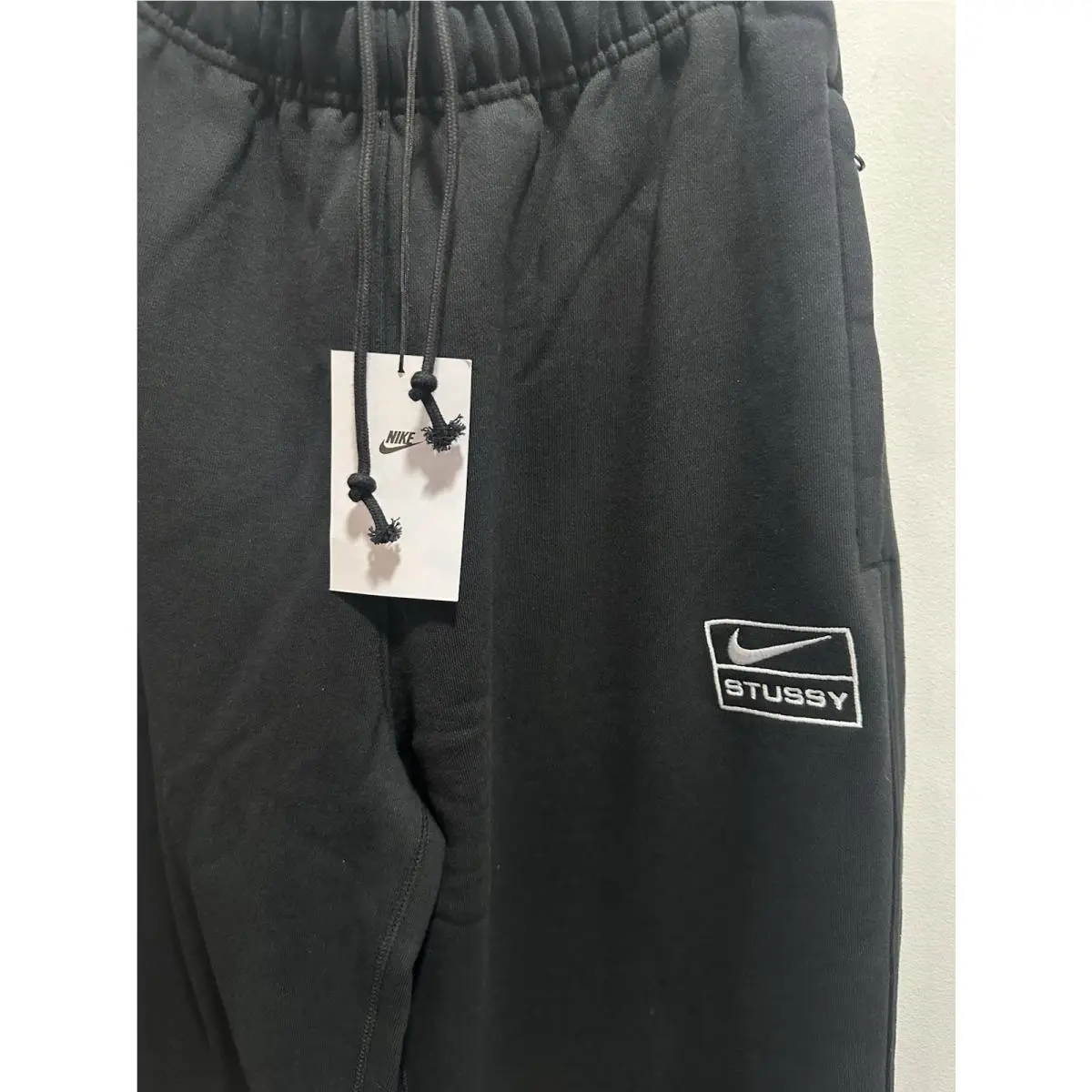 Nike clothing - FN5235-010 - FN5235-010 - Black (UPC: 196969709877) 5