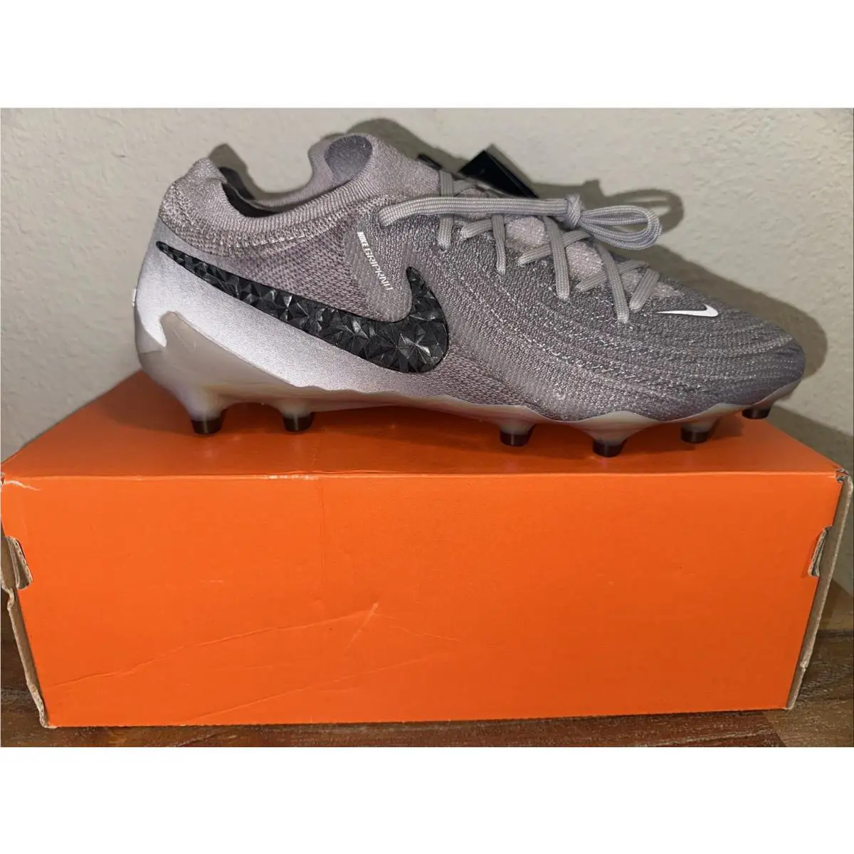 Nike Phantom GX II Elite Pro AG Soccer Cleats HF4357-001 Men Size 7.5