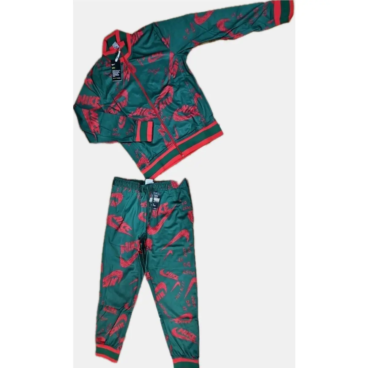 Nike clothing - Green/Red 0