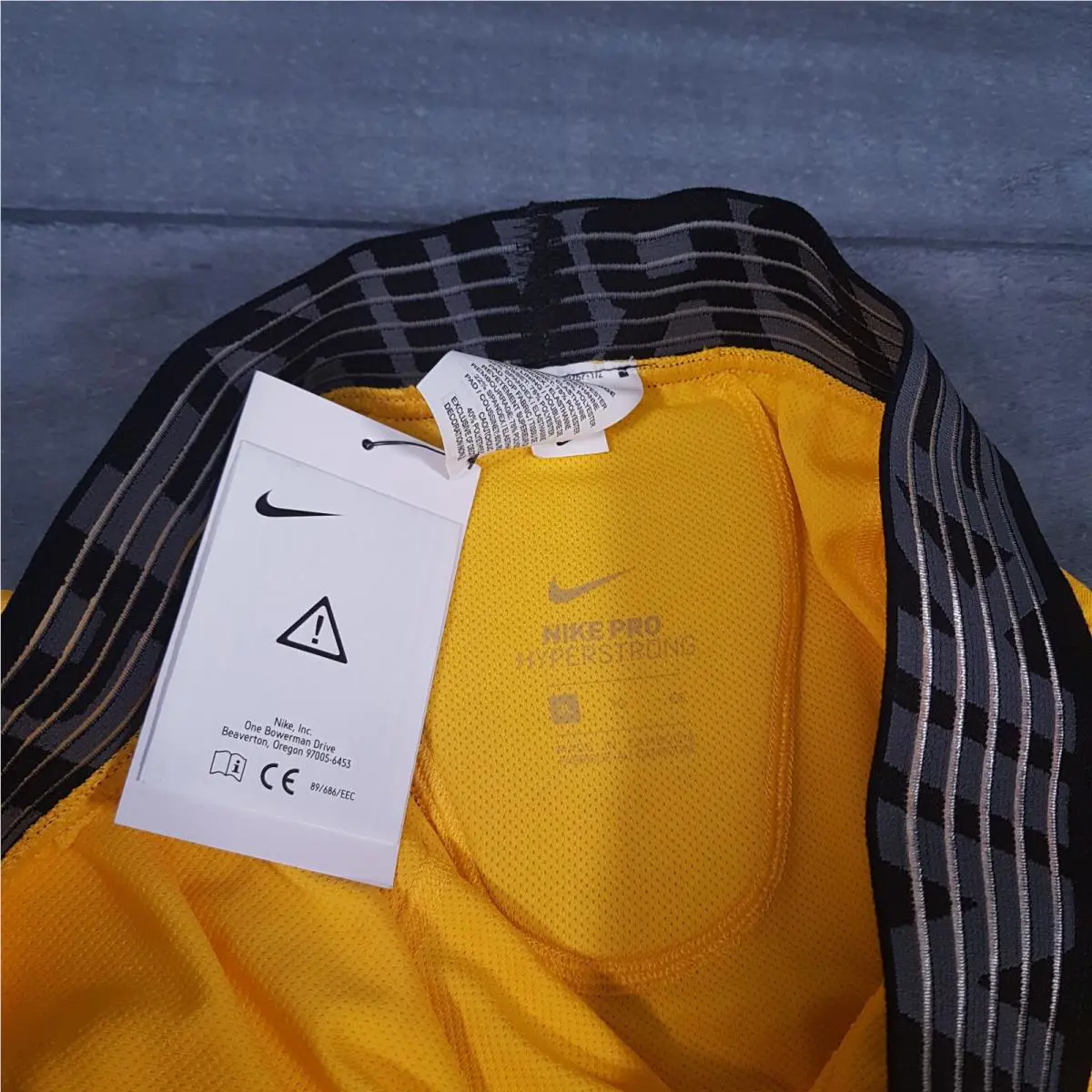 Nike clothing - NIKE Air Jordan Pro Hyperstrong - BQ2722-728 - Yellow 2